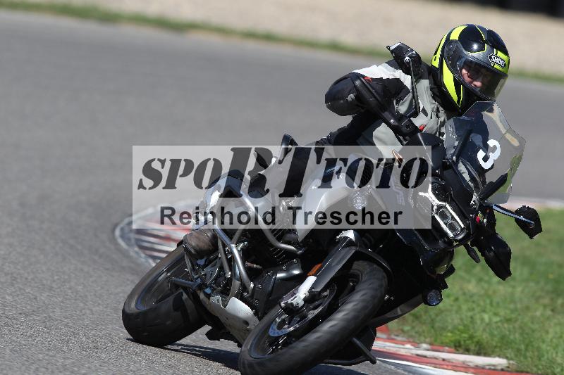 Archiv-2022/57 29.08.2022 Plüss Moto Sport ADR/Einsteiger/3